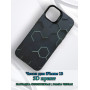 Чехол для iPhone 13 с 3D принтом Соты с перепадом темно-синего цвета, накладка силиконовая, рамка черная