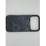 Чехол для iPhone 17 Pro с 3D принтом Соты с перепадом темно-синего цвета, накладка силиконовая, рамка черная